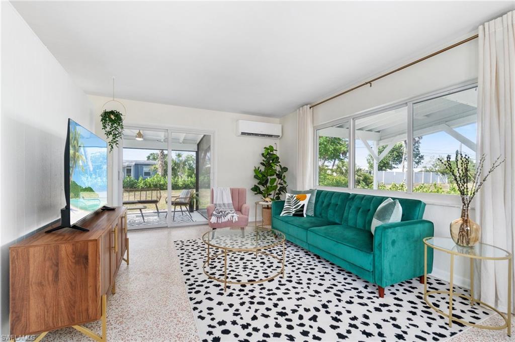 PORT CHARLOTTE - Residential