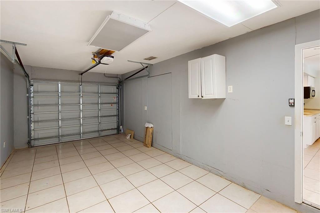 FORT MYERS SHORES - Residential