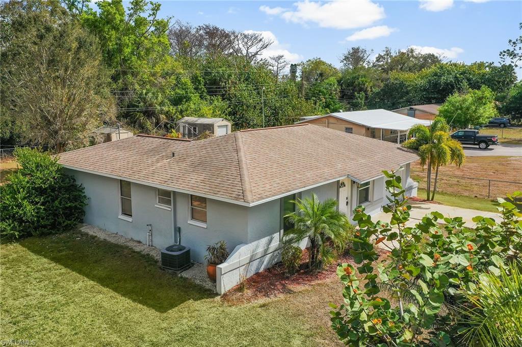 FORT MYERS SHORES - Residential