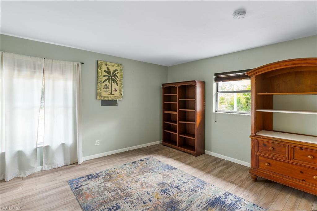 FORT MYERS SHORES - Residential