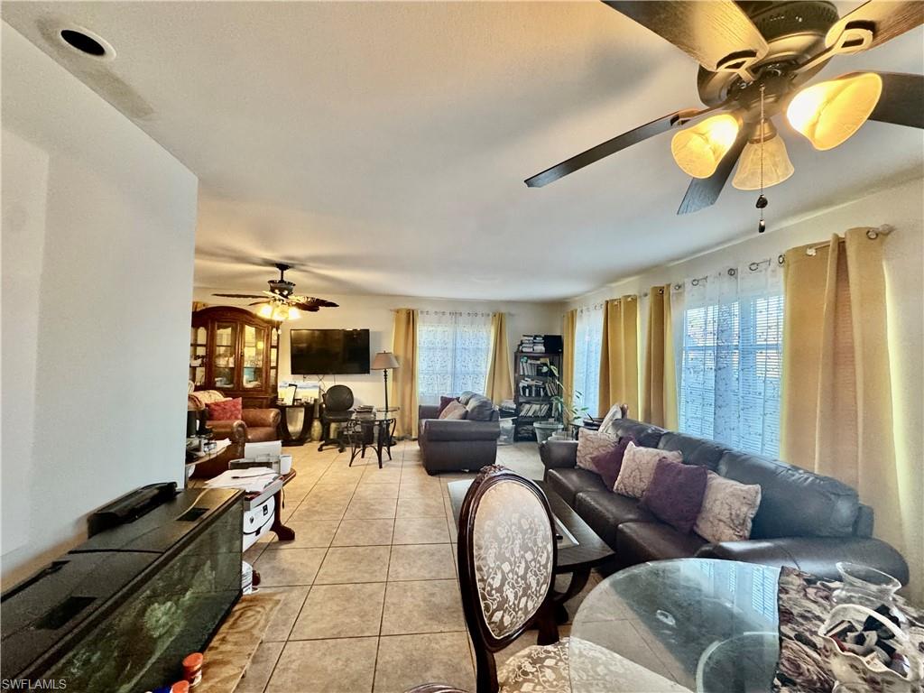 EL RIO CONDOMINIUM - Residential