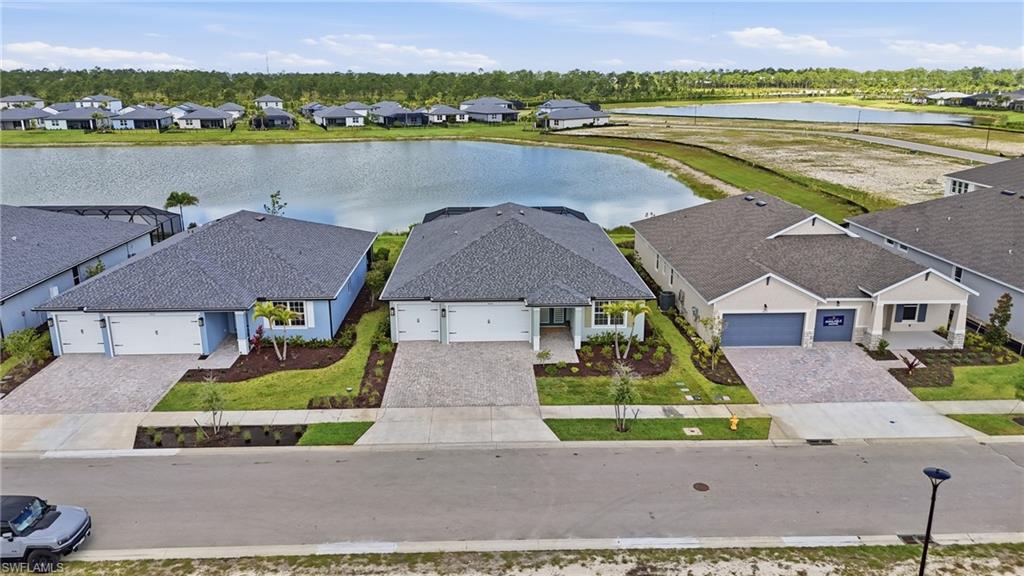 CREEKSIDE RUN - Residential