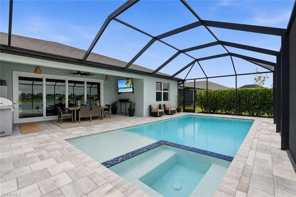 CREEKSIDE RUN - Residential