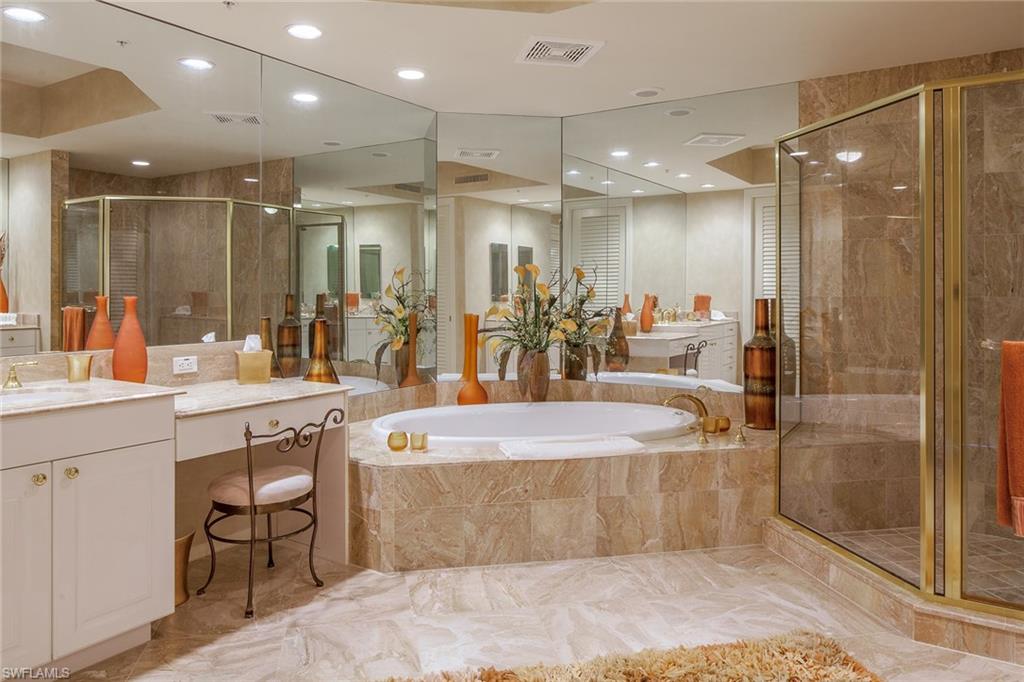 TRIESTE AT BAY COLONY - Residential