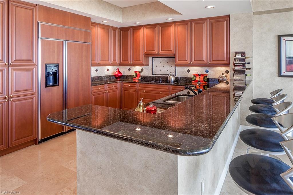 TRIESTE AT BAY COLONY - Residential