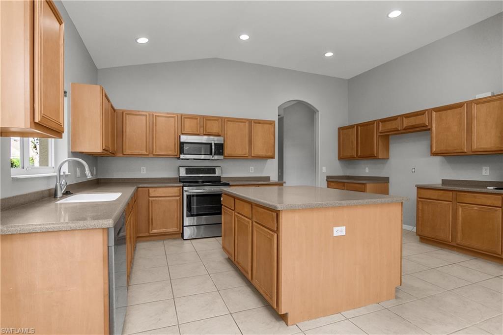 ORANGE BLOSSOM RANCH - Residential