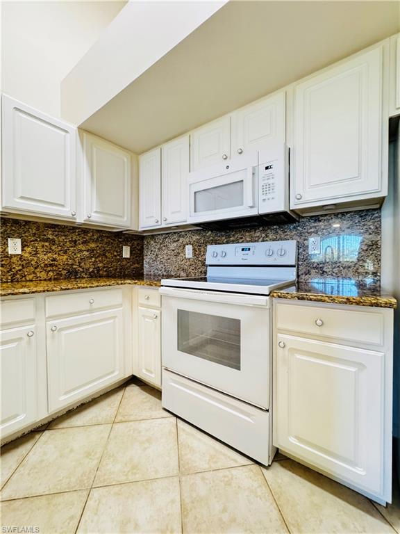 THE RESIDENCE - Residential Lease