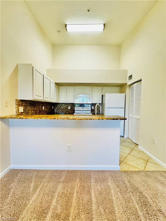 THE RESIDENCE - Residential Lease