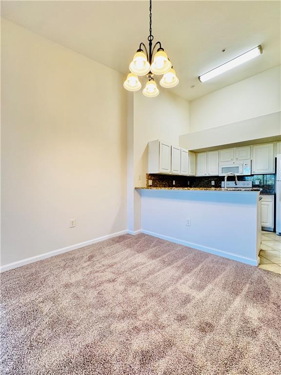 THE RESIDENCE - Residential Lease