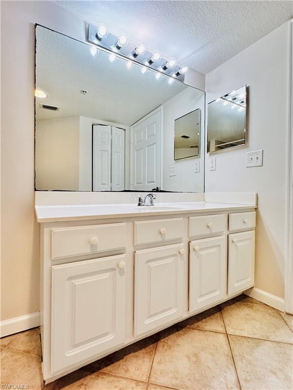 THE RESIDENCE - Residential Lease