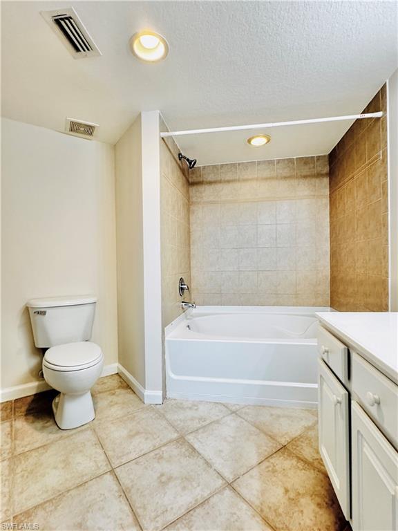 THE RESIDENCE - Residential Lease