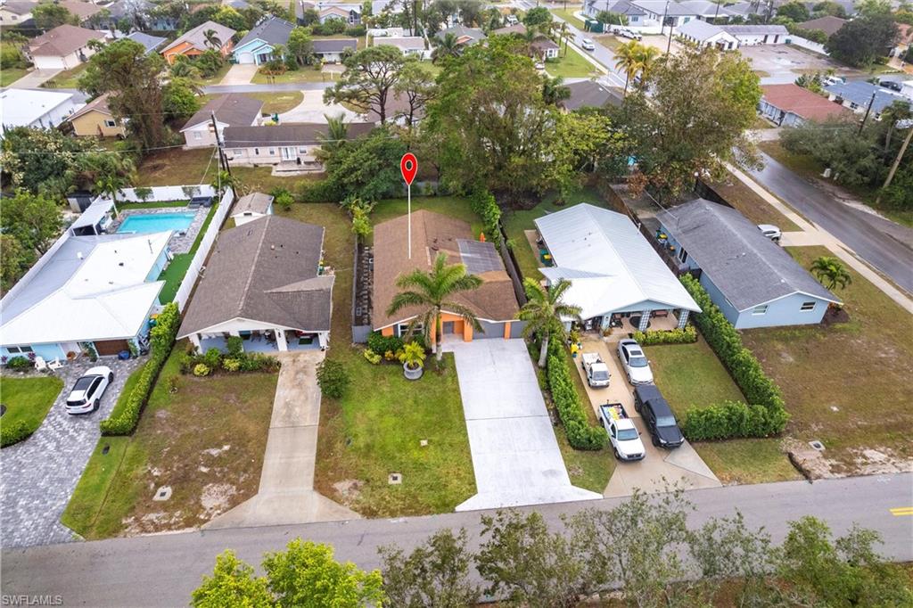 NAPLES PARK - Residential