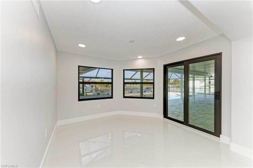 PORT CHARLOTTE - Residential