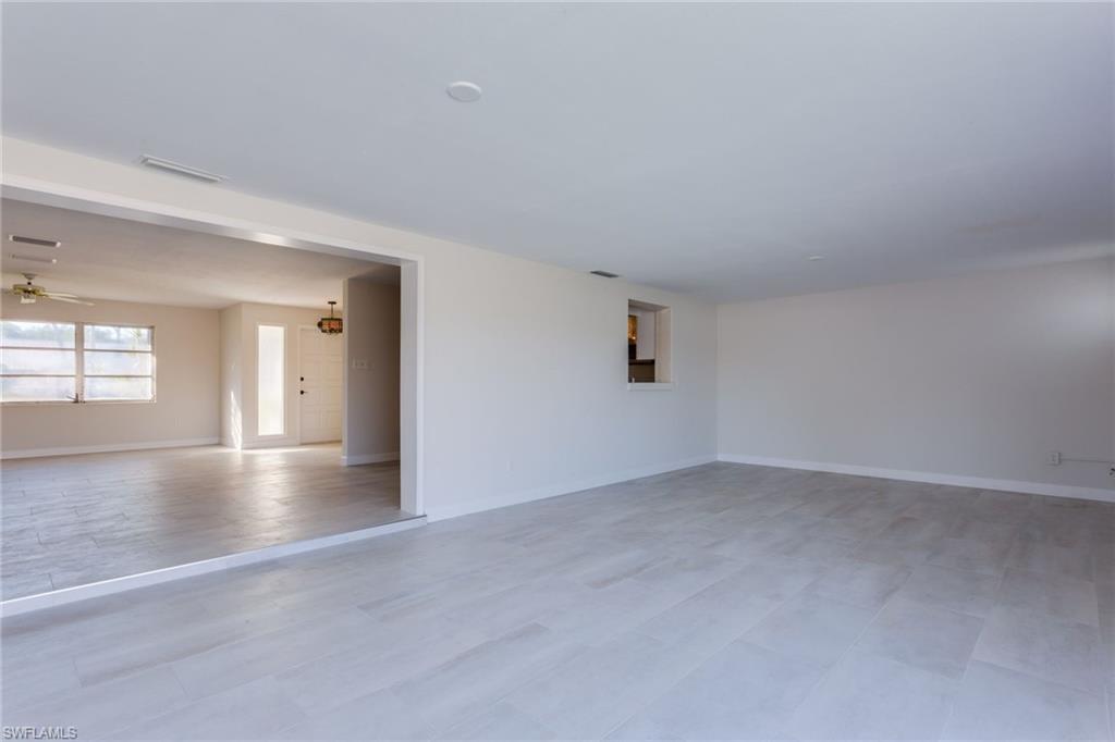 WILLOUGHBY ACRES - Residential