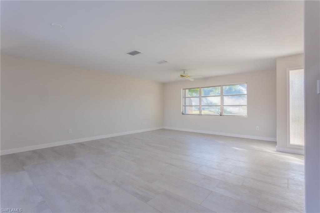 WILLOUGHBY ACRES - Residential