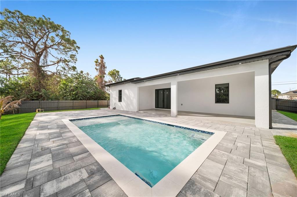 LEHIGH ACRES - Residential