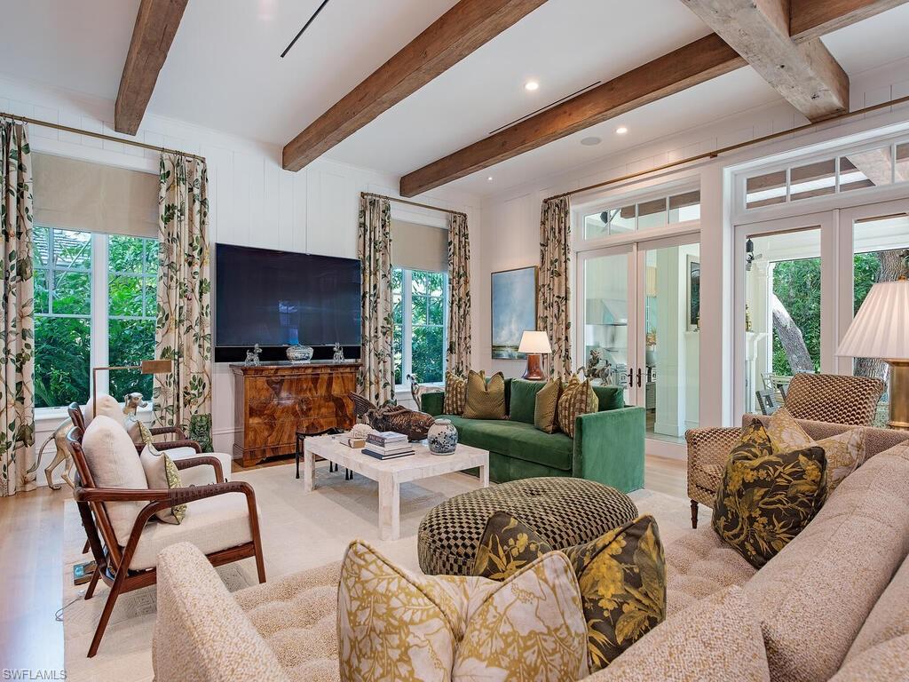 OLDE NAPLES - Residential