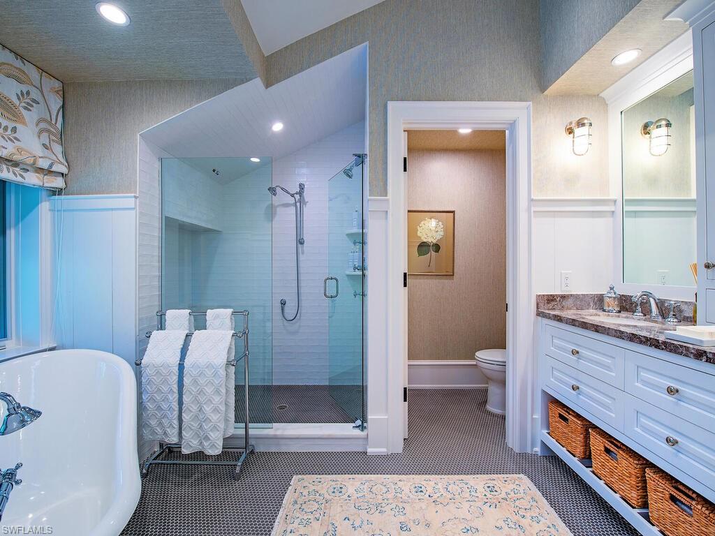 OLDE NAPLES - Residential