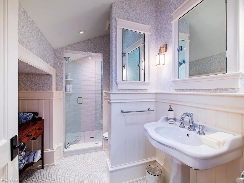 OLDE NAPLES - Residential