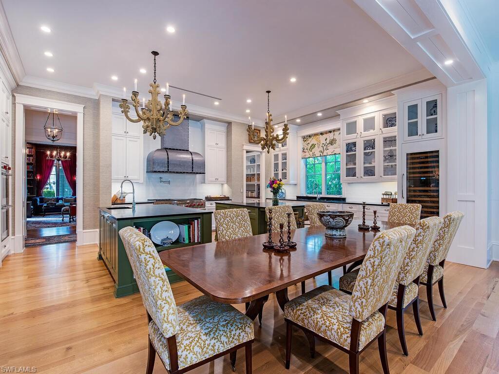 OLDE NAPLES - Residential