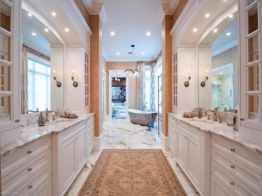 OLDE NAPLES - Residential