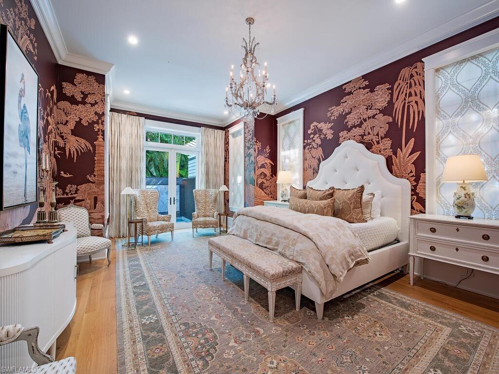 OLDE NAPLES - Residential