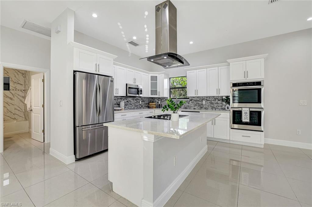 GOLDEN GATE ESTATES - Residential