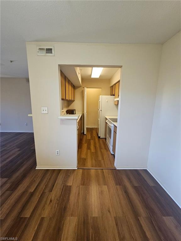 VILLAGE CREEK - Residential Lease