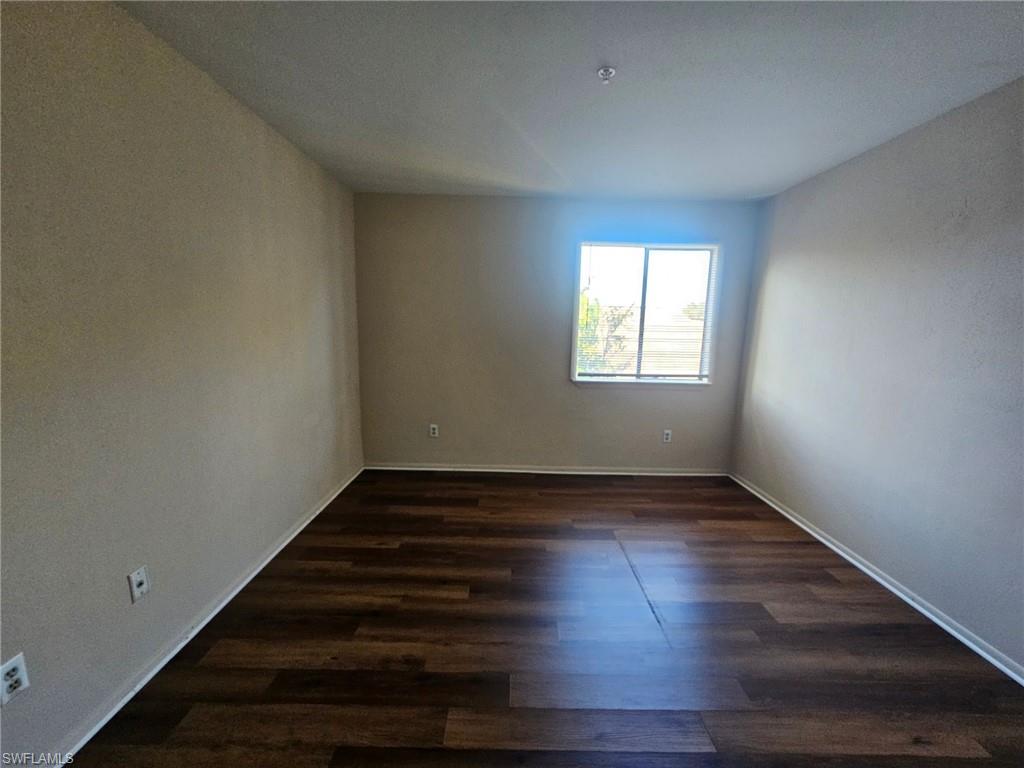 VILLAGE CREEK - Residential Lease