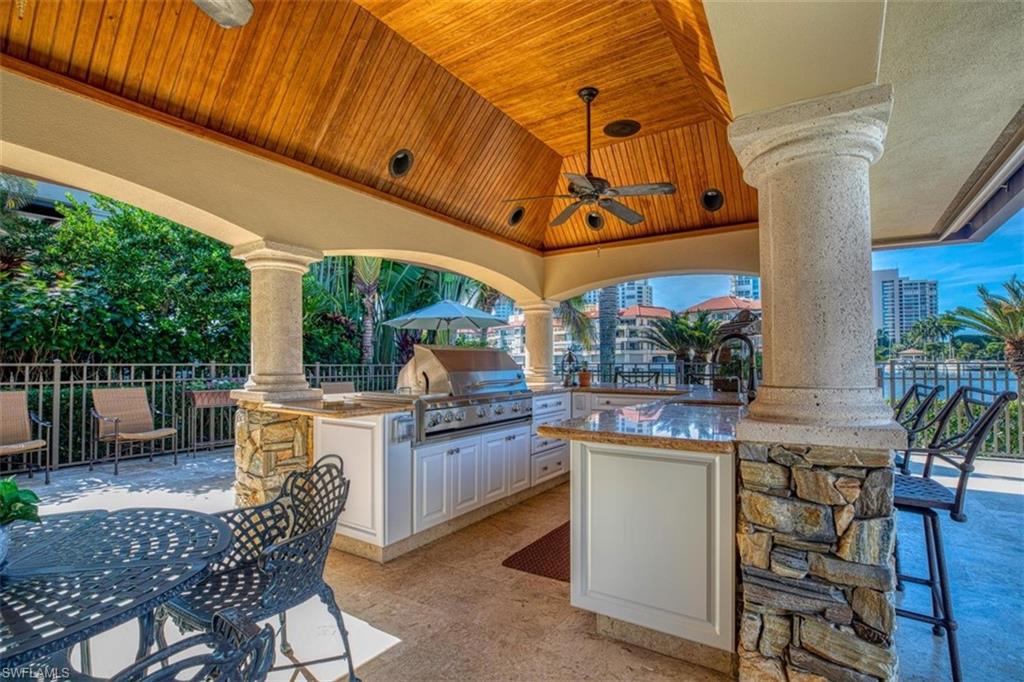 PARK SHORE - Residential