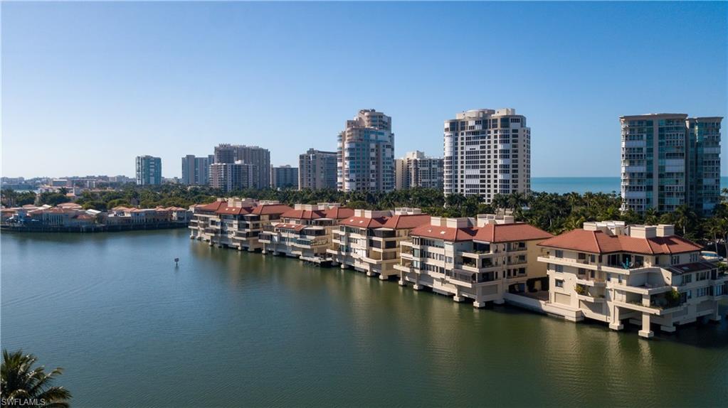 PARK SHORE - Residential