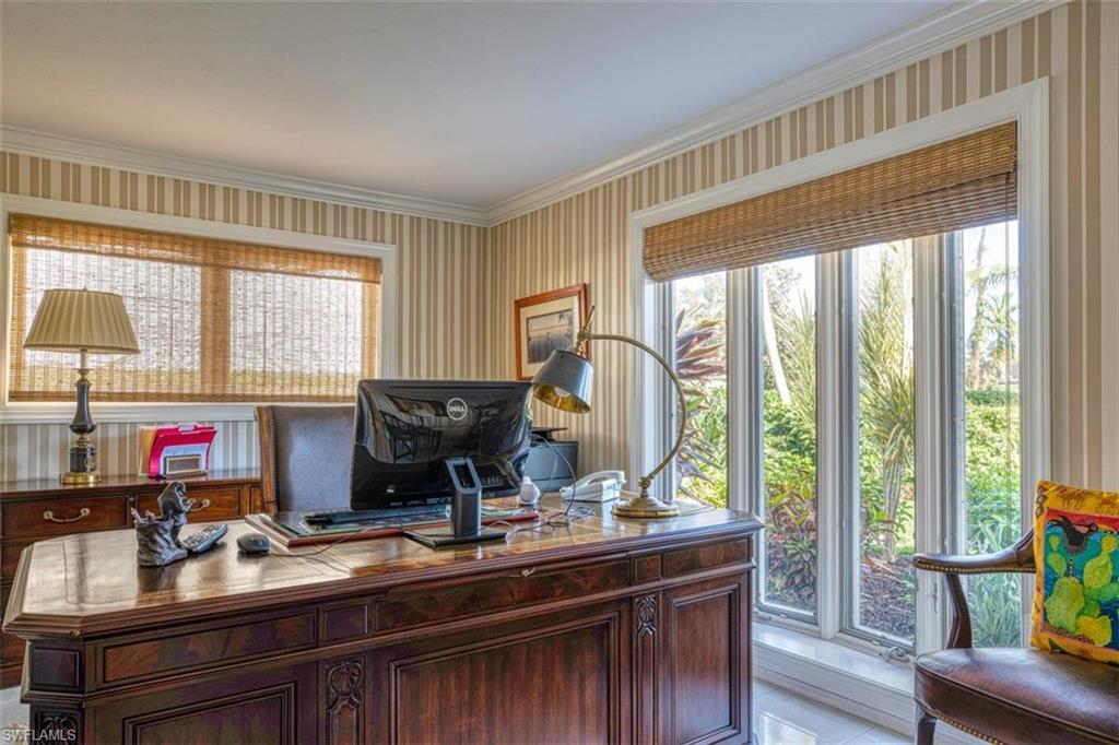 PARK SHORE - Residential