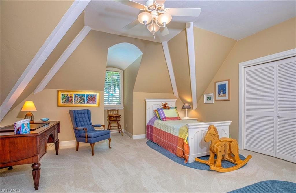 PARK SHORE - Residential