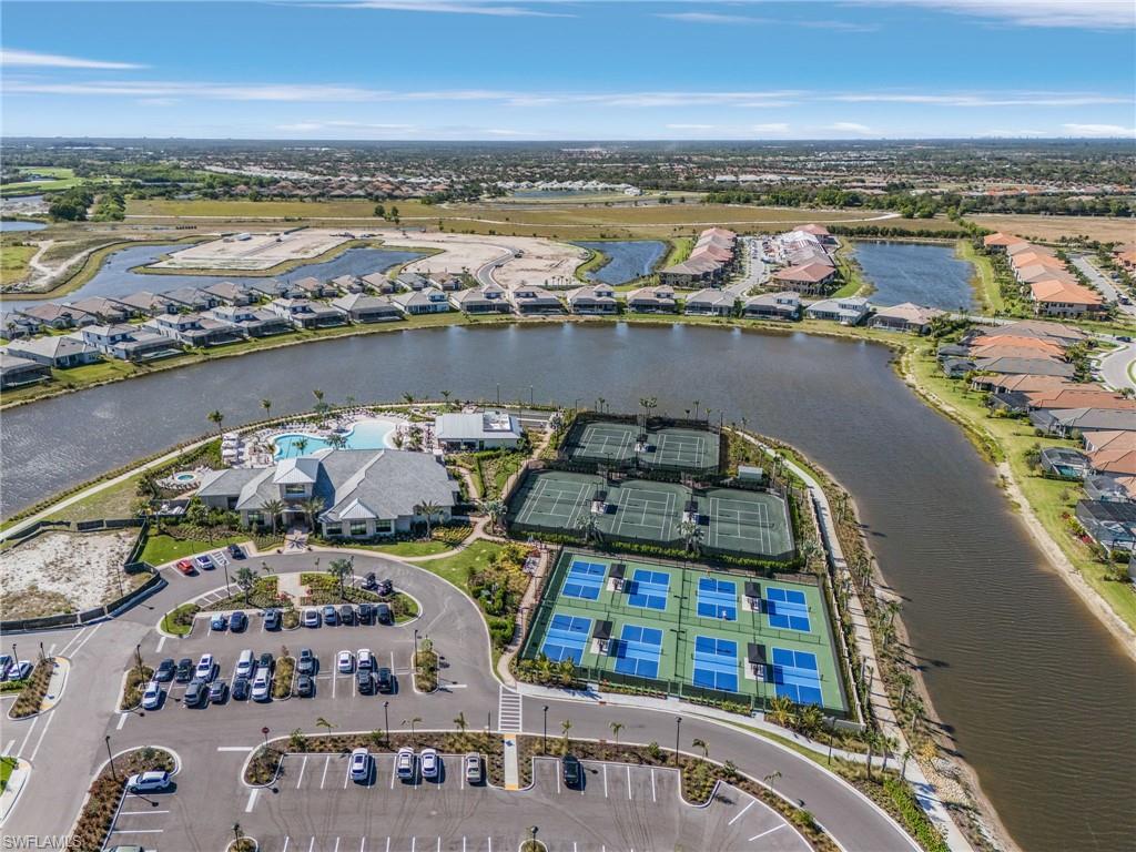 ESPLANADE BY THE ISLANDS - Residential