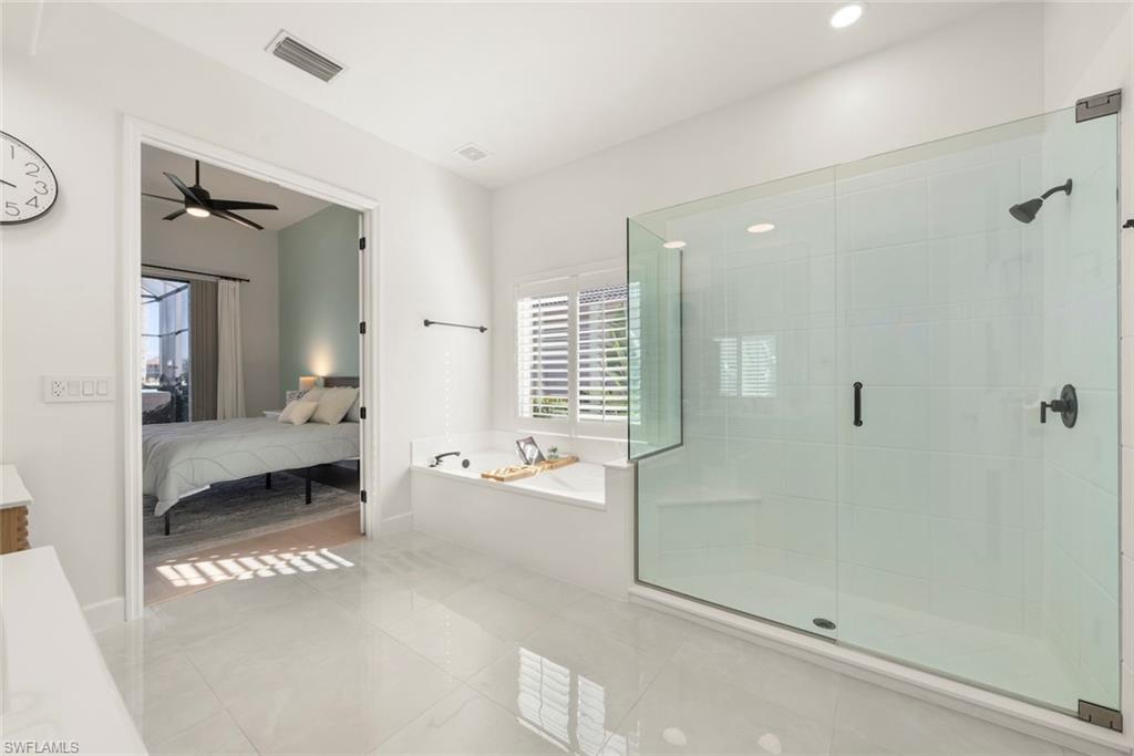 THE LINKS - Residential