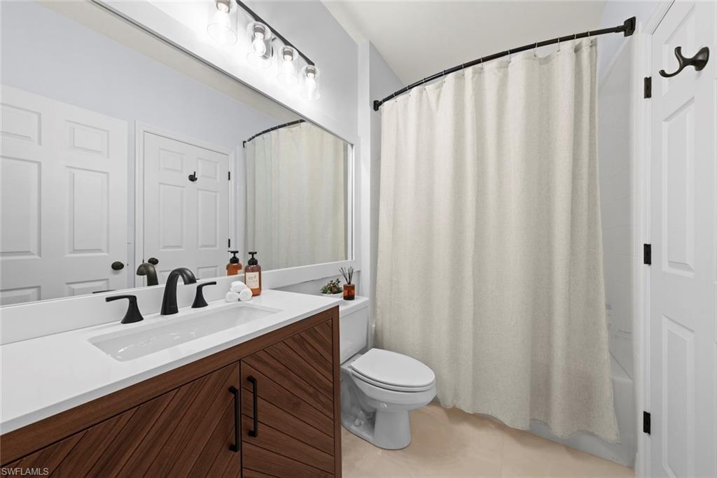 THE LINKS - Residential