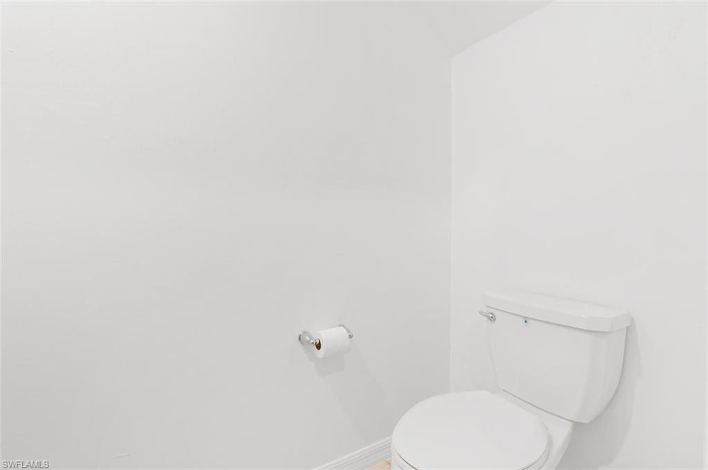 SAVANNA LAKES - Residential