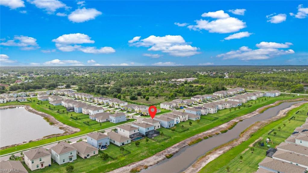 SAVANNA LAKES - Residential