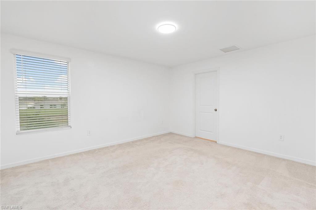 SAVANNA LAKES - Residential