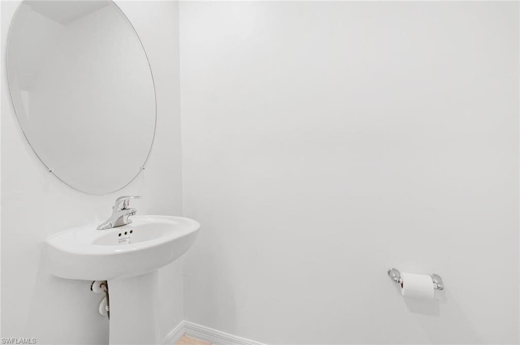 SAVANNA LAKES - Residential