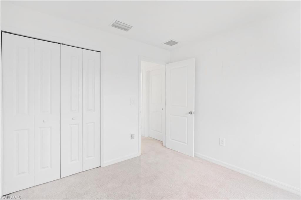 SAVANNA LAKES - Residential