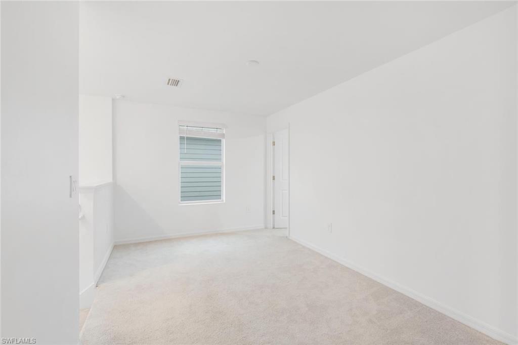 SAVANNA LAKES - Residential