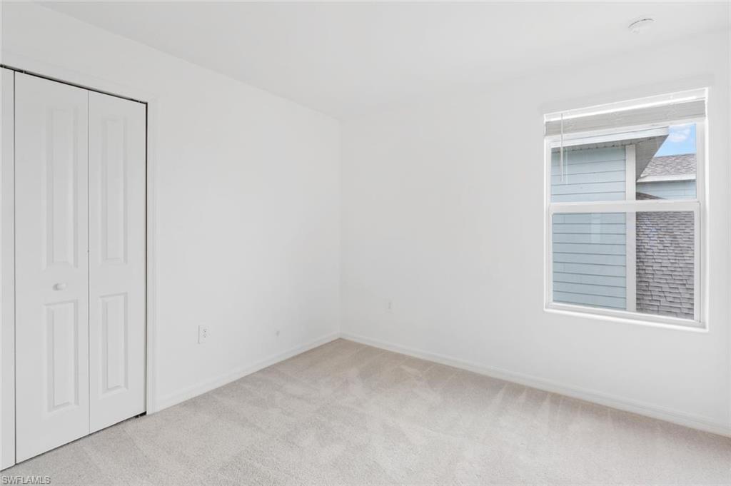 SAVANNA LAKES - Residential