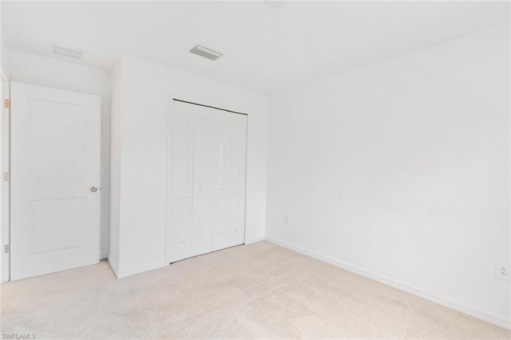 SAVANNA LAKES - Residential