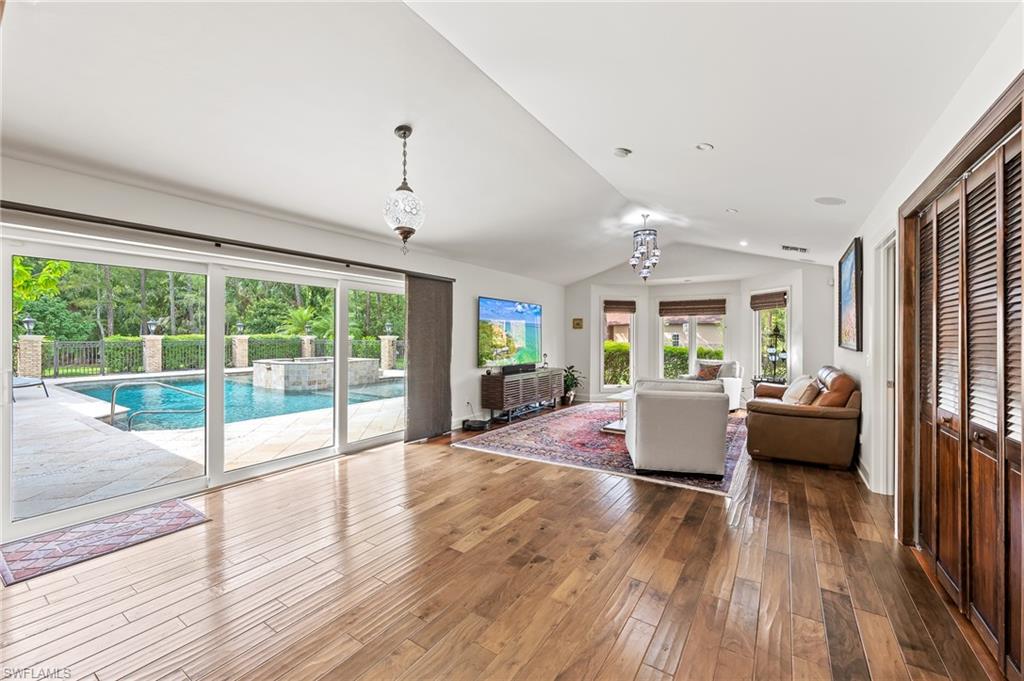 GOLDEN GATE ESTATES - Residential