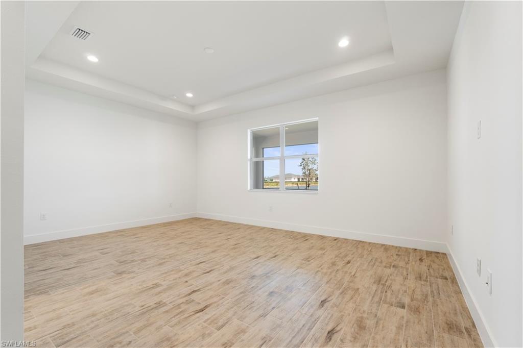 REGENCY - Residential Lease