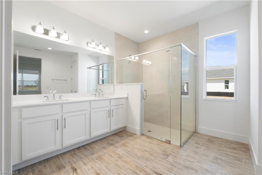 REGENCY - Residential Lease