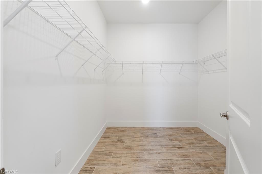 REGENCY - Residential Lease