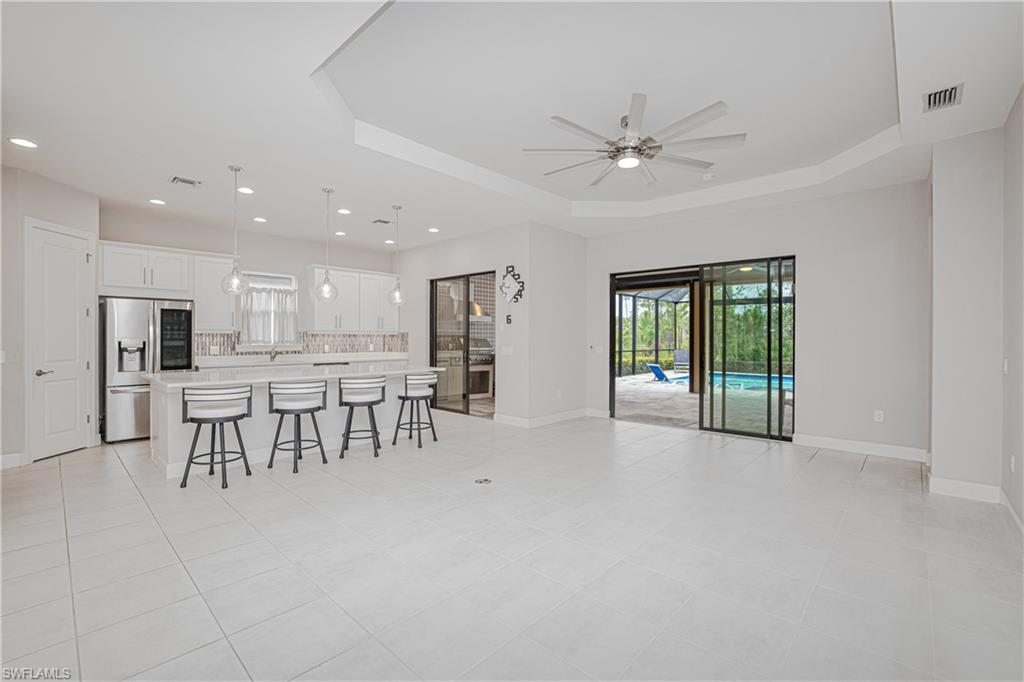 ESTERO POINTE - Residential