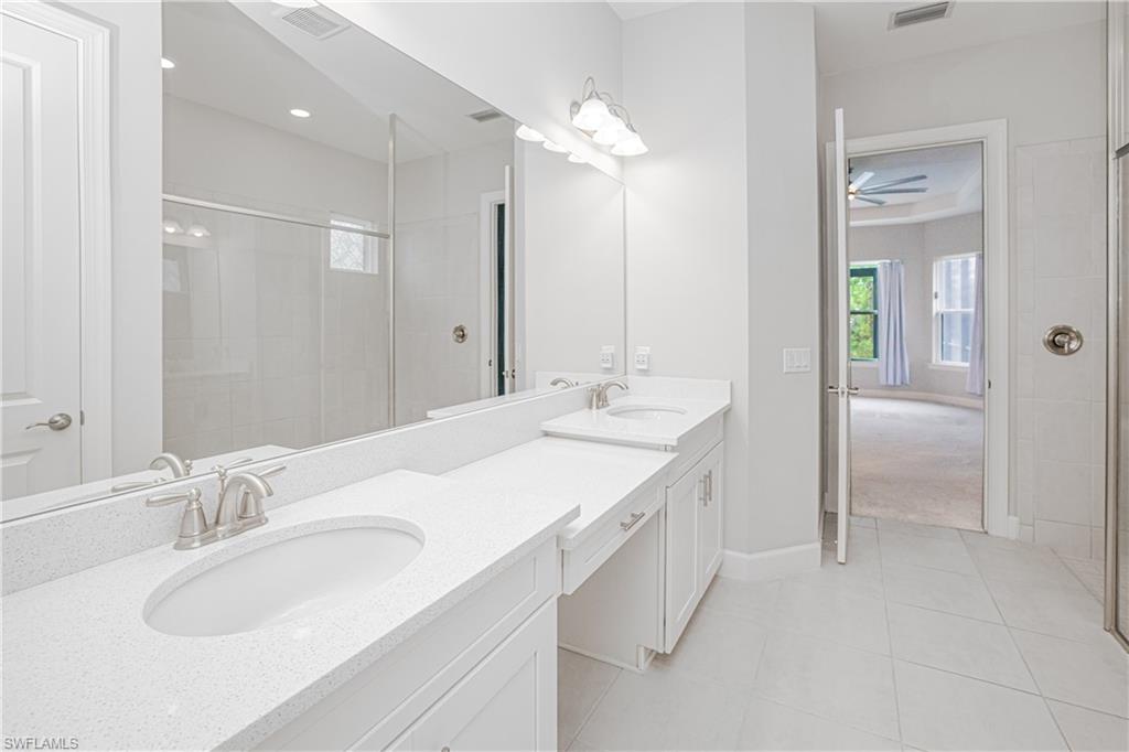 ESTERO POINTE - Residential